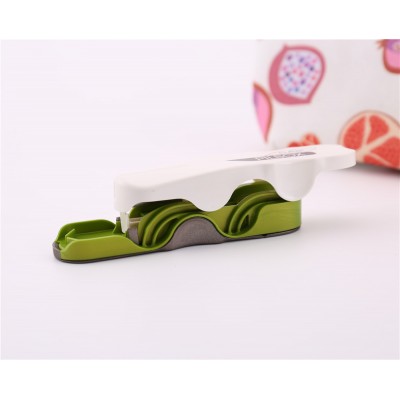 Special Shape Green Pill Cutter Safety Device Tablet Vitamin Splitter Medicine Storage Box With Knife